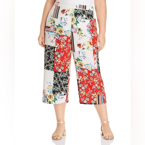 NWT Maree Pour Toi Plus Size Floral Patchwork Print Wide Leg Cropped Pants Sz 22 - Picture 1 of 9